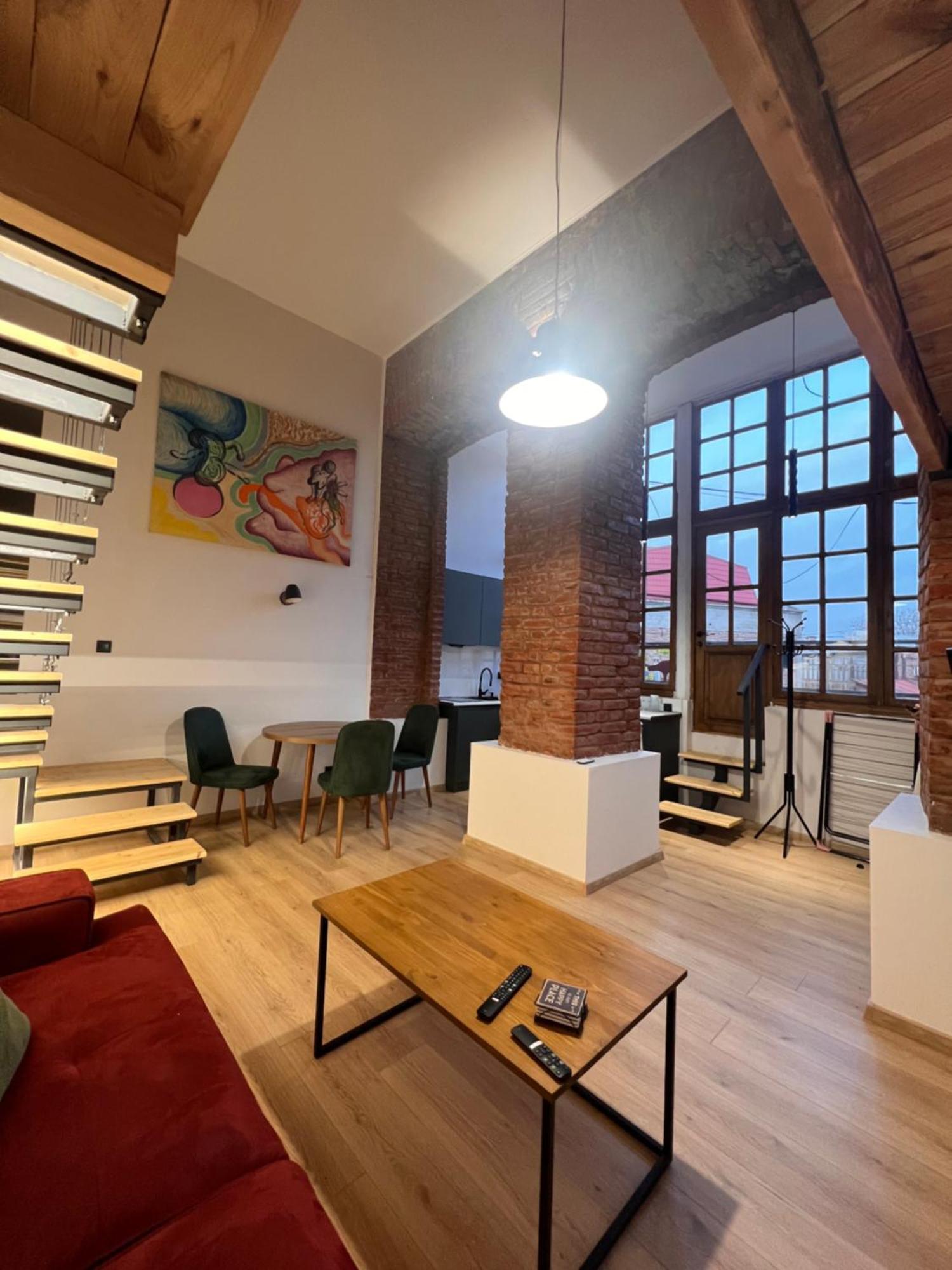 Midamo Orbeliani Appartement Tbilisi Buitenkant foto
