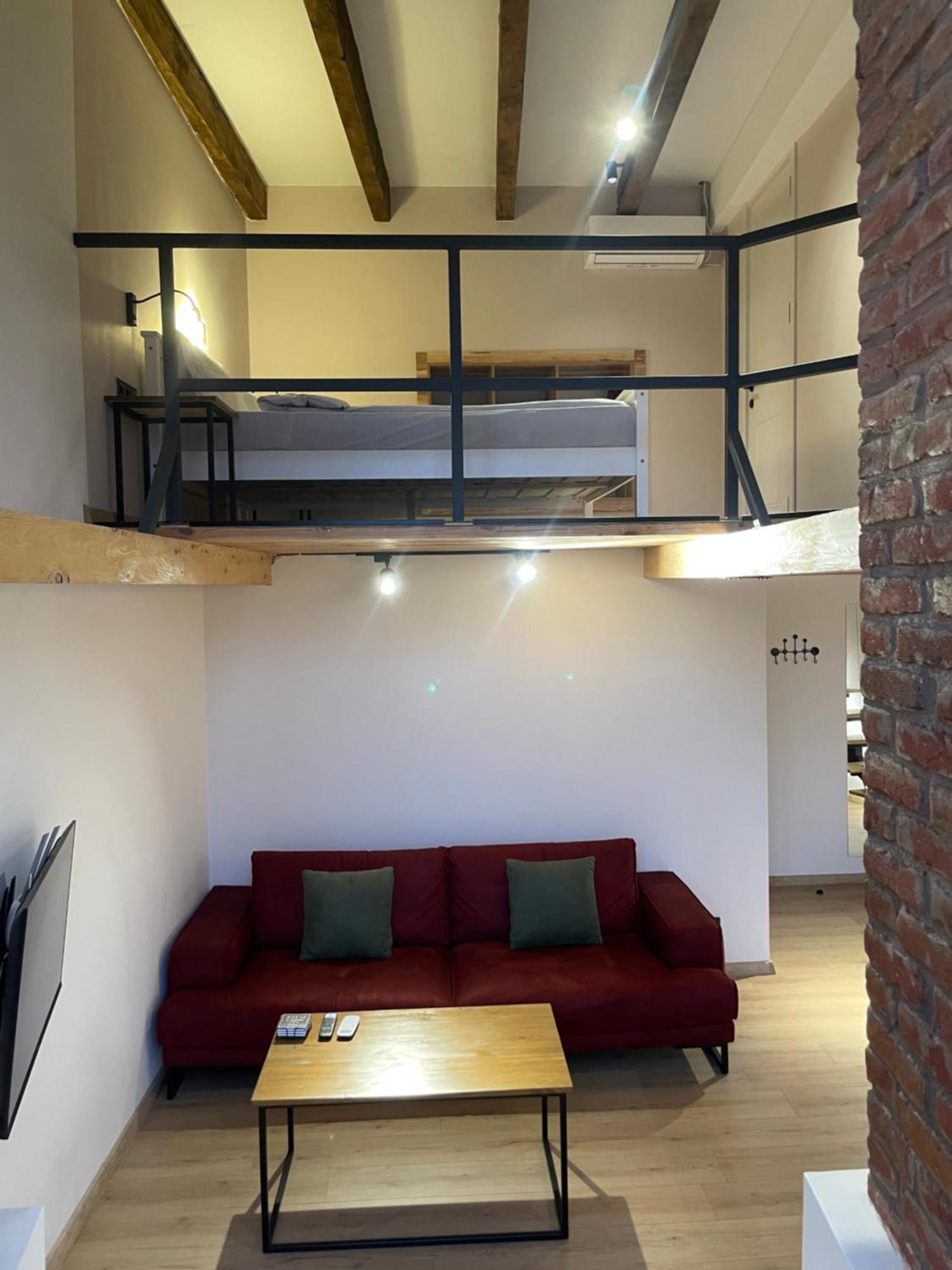 Midamo Orbeliani Appartement Tbilisi Buitenkant foto