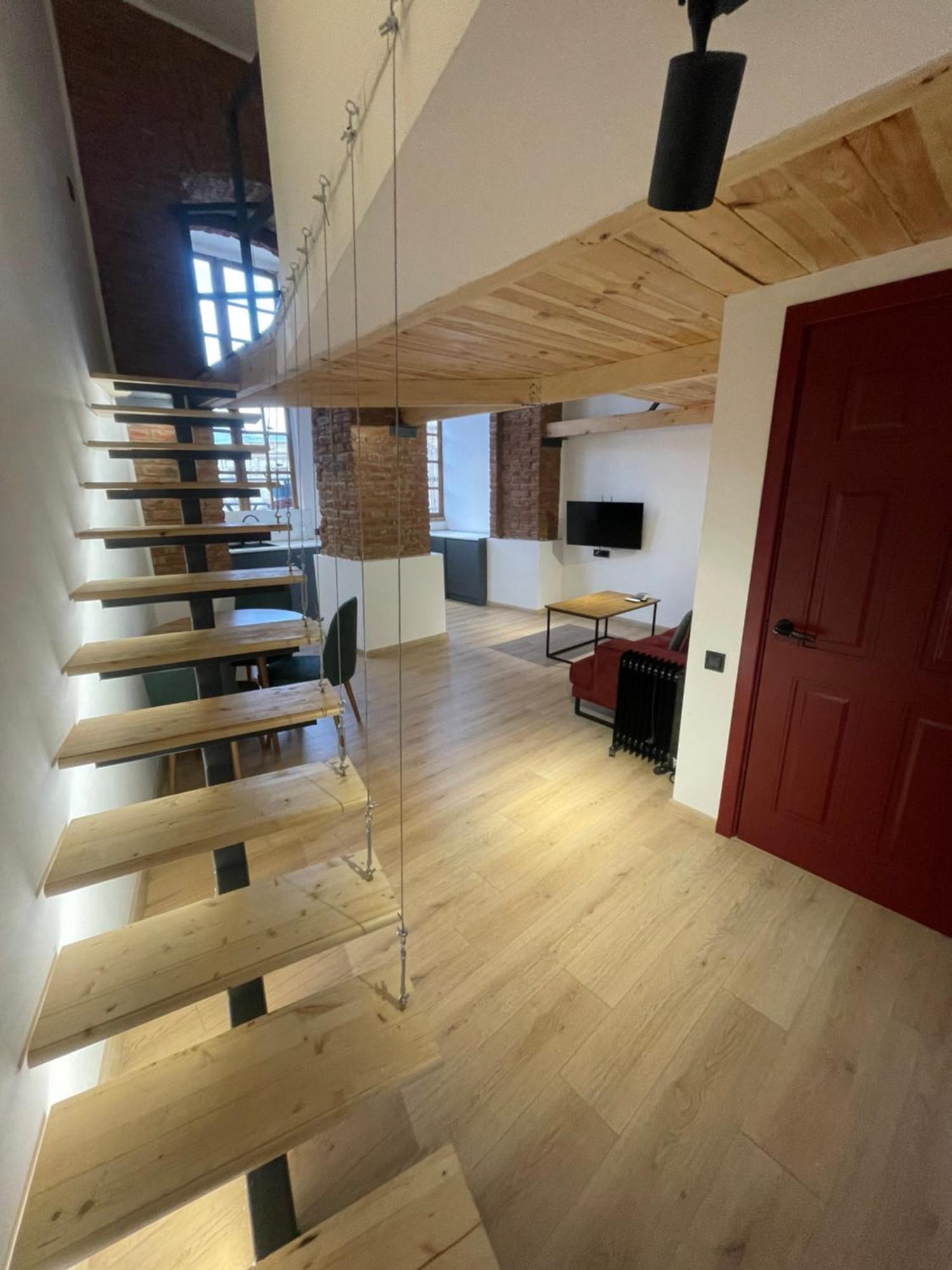 Midamo Orbeliani Appartement Tbilisi Buitenkant foto