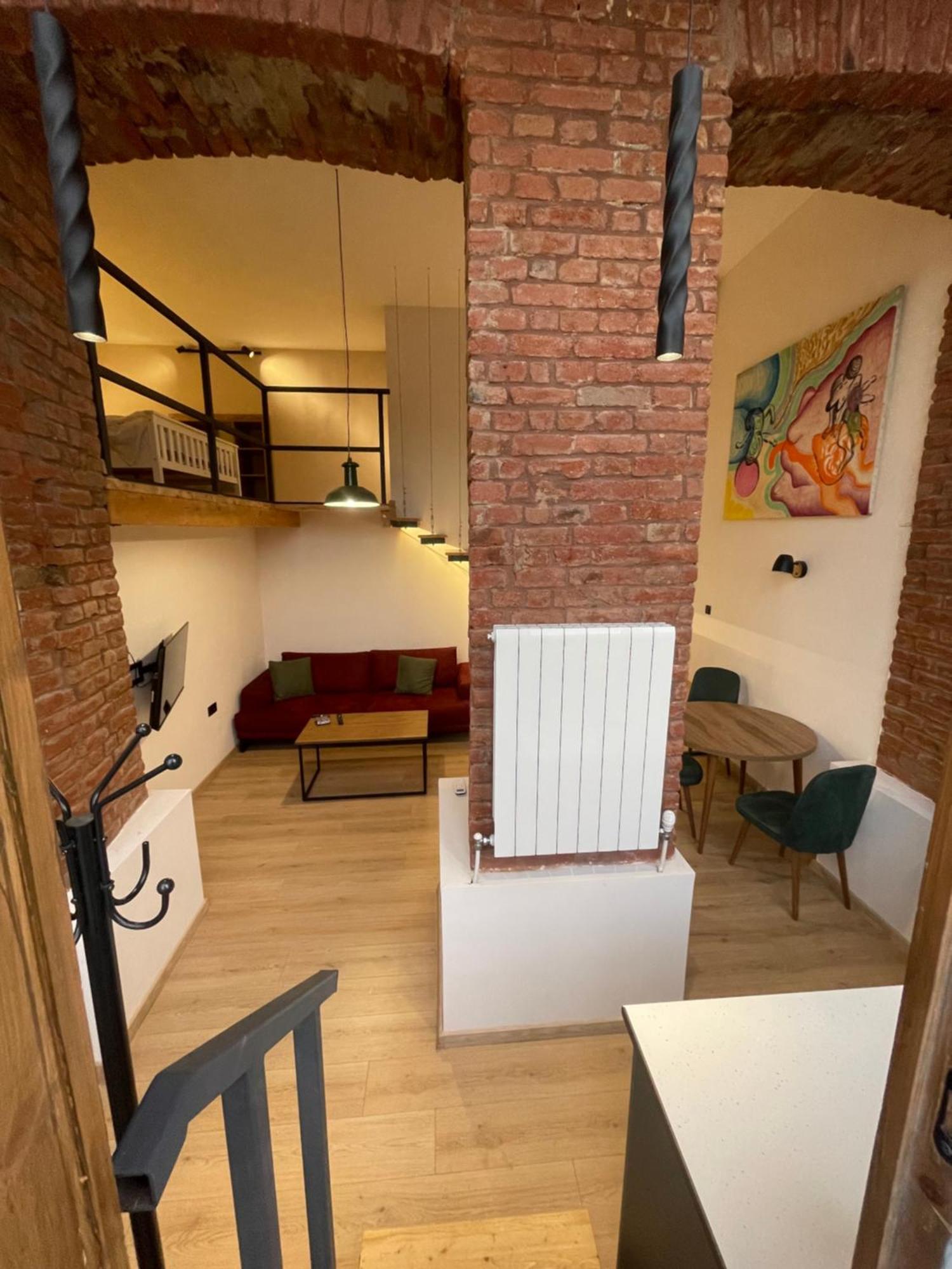 Midamo Orbeliani Appartement Tbilisi Buitenkant foto
